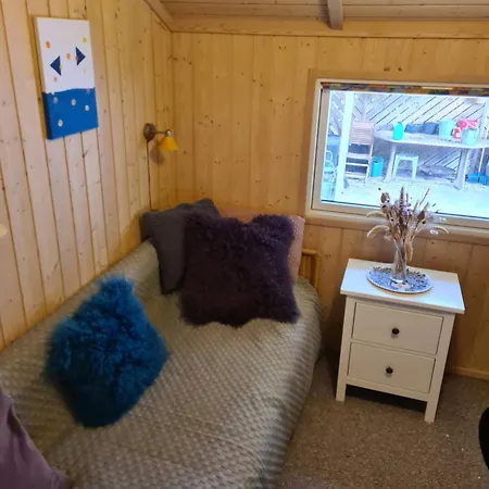At With Two Terraces Semesterbostad *
